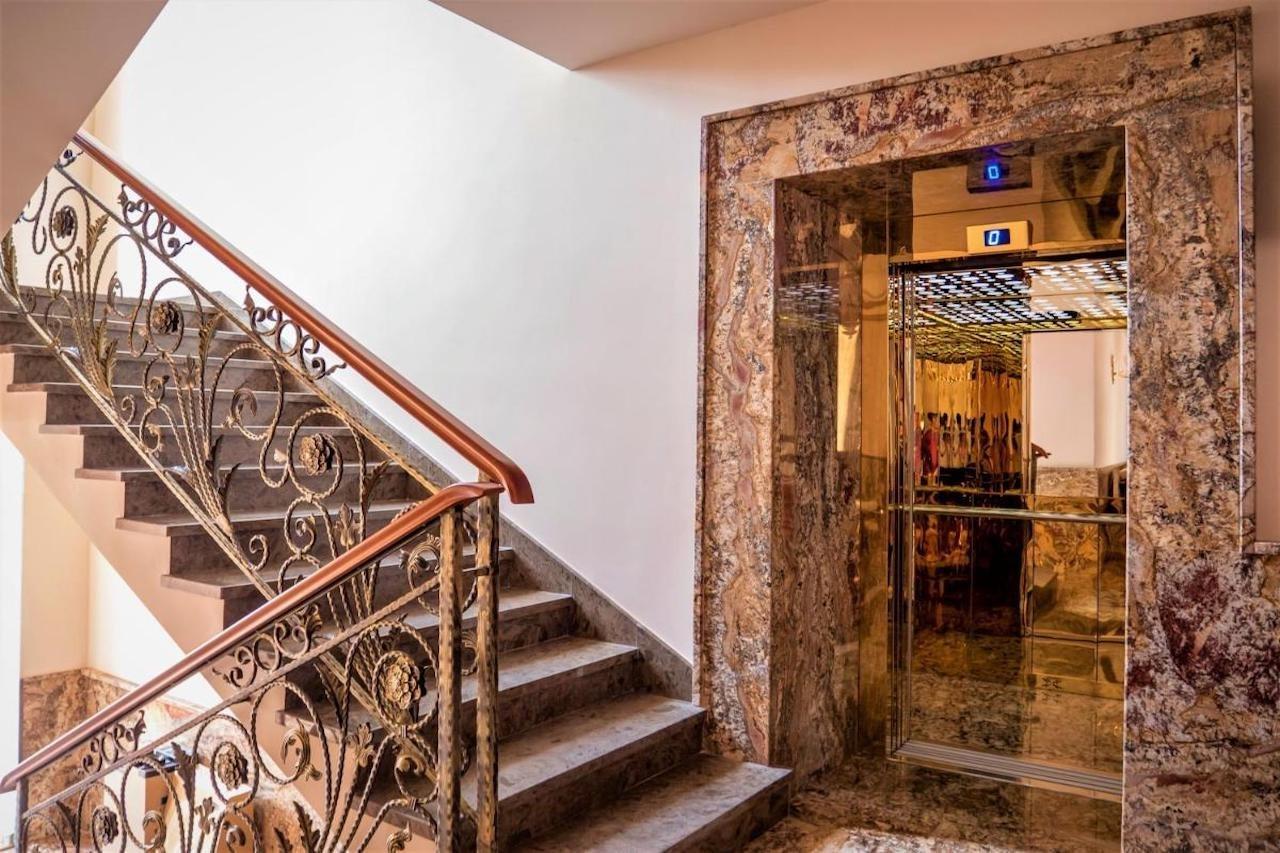 Hotel Boka Tirana Exterior foto