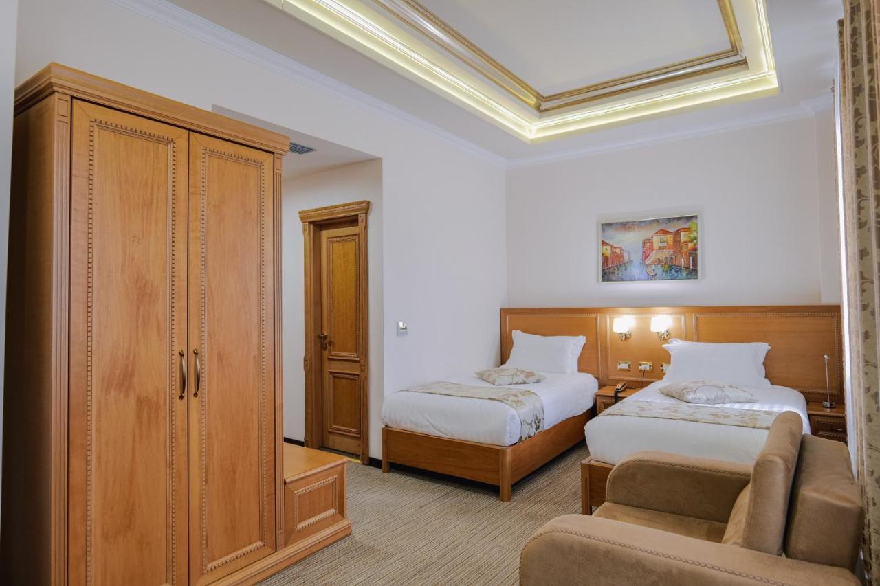 Hotel Boka Tirana Exterior foto